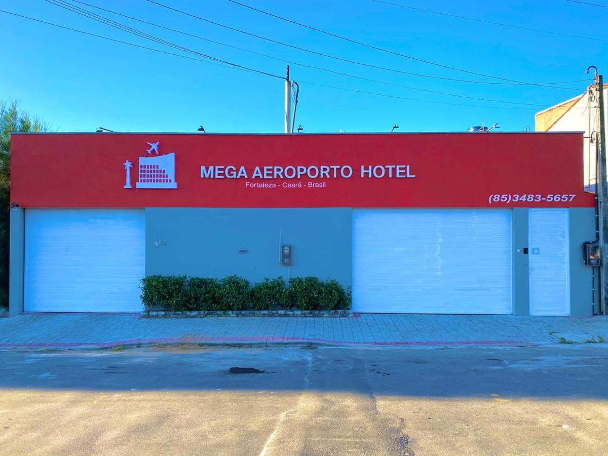 Mega Aeroporto Fortaleza Hotel Esterno foto